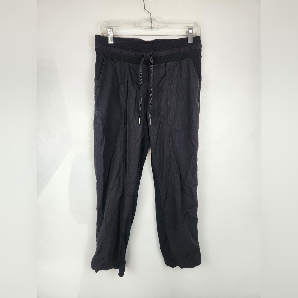 Lululemon Ready to Rulu High-Rise Crop Jogger - Size 8 BLACK